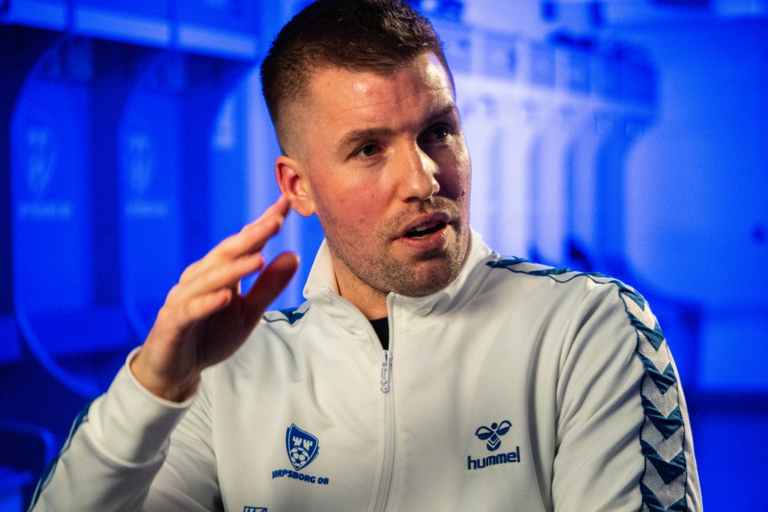 ENGASJERT: Even Sel forteller ivrig om den kommende jobben i Sarpsborg 08.