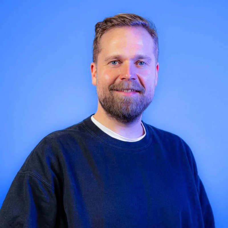 LEDER SHOWET: Jon Marin Henriksen er hentet inn for å lede showet (Foto: Casa Media)